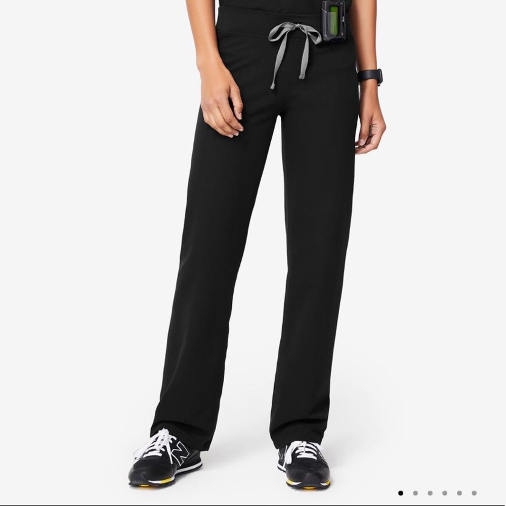 Figs Black Livingston™ Basic Scrub Pants